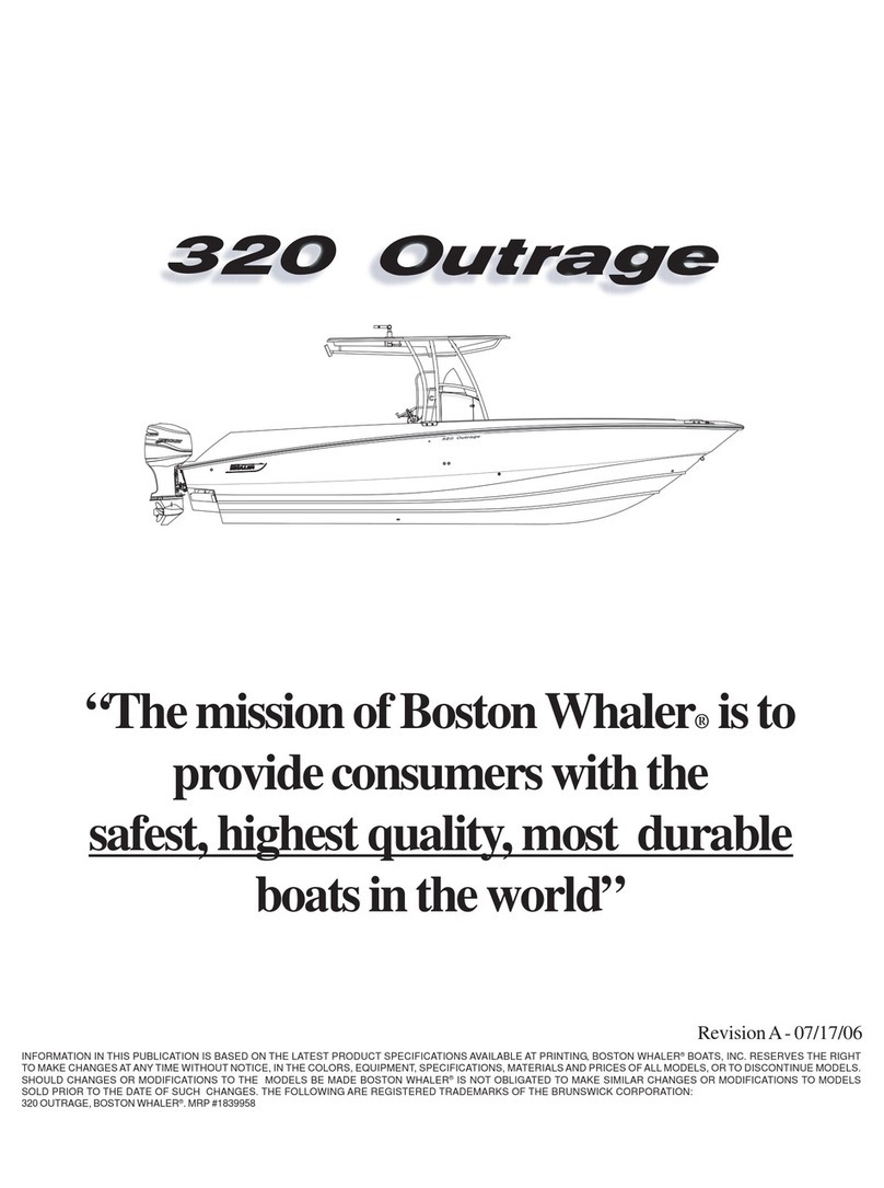 whaler 320 Outrage User manual