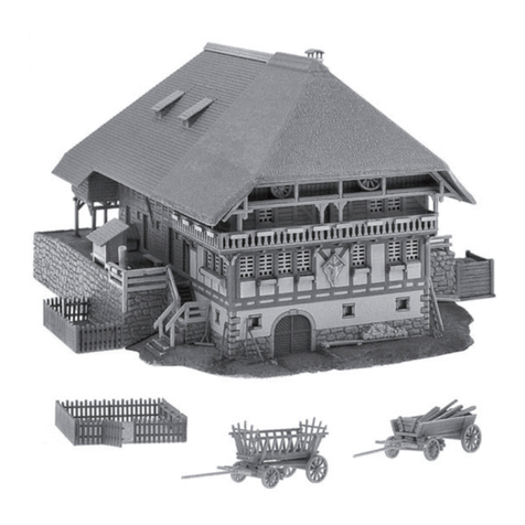 Faller Black Forest Farm With Straw Roof 232395 User manual