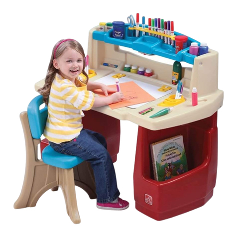 Step 2 Deluxe Art Master Desk 7025 User manual Step 2 Deluxe Art Master Desk 7025 User manual
