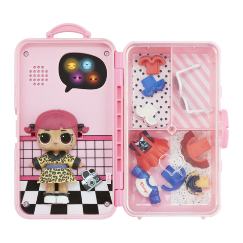 MGA Entertainment L.O.L. Surprise! Style Suitcase Cherry manual