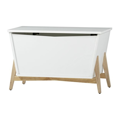 Crate&Barrel Parkside Toy Box User manual