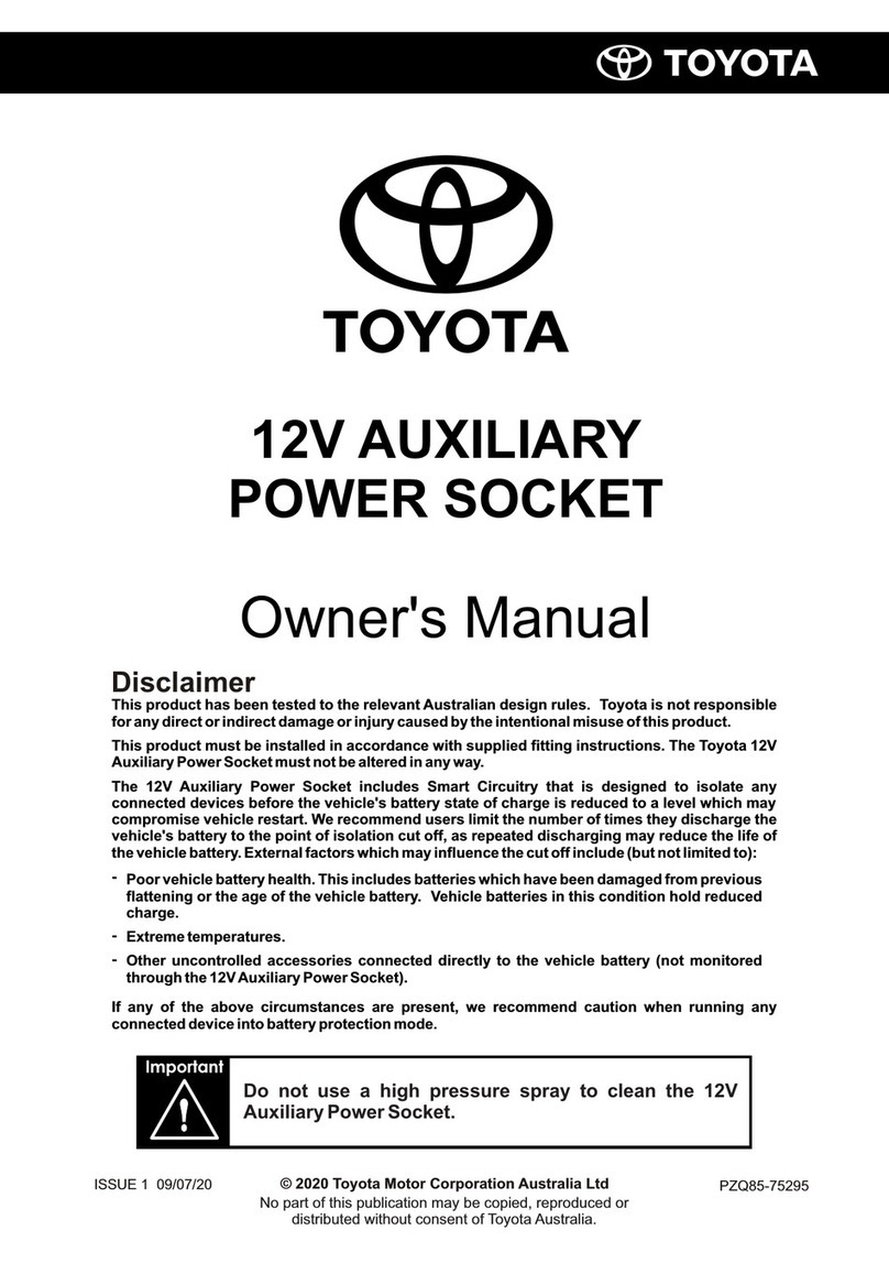 Toyota 12V AUXILIARY POWER SOCKET owner's manual