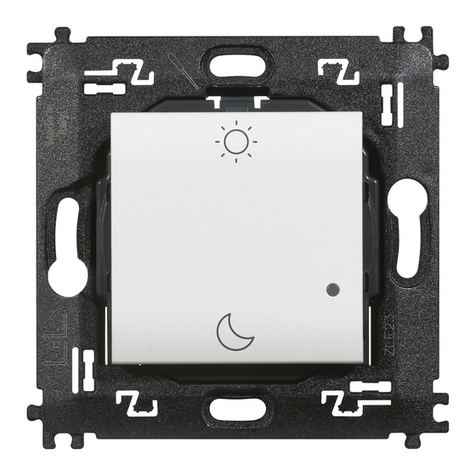 Bticino LIVINGLIGHT N4574CW manual