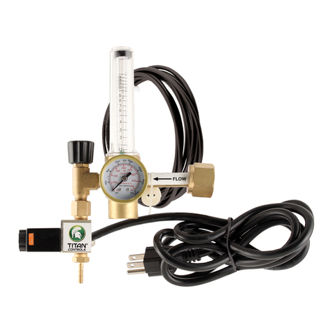 Titan Controls CO2 Regulator User manual