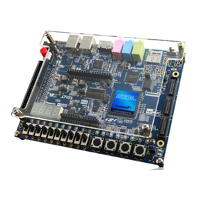 Altera Cyclone V User manual
