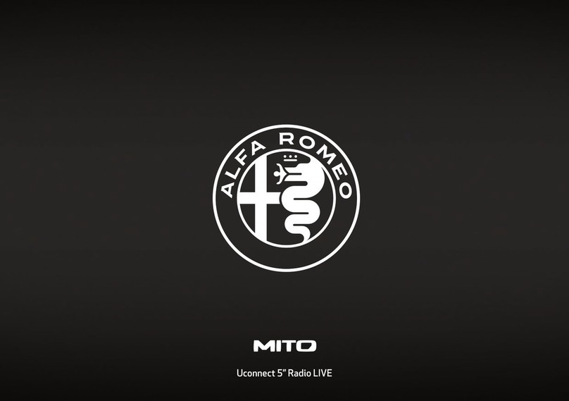 TomTom Uconnect 5" Radio LIVE manual