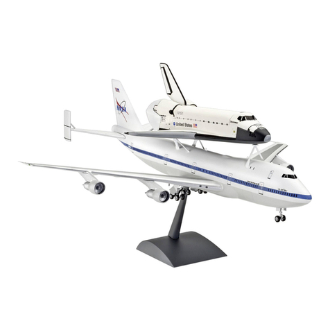 REVELL Boeing 747 SCA & Space Shuttle User manual