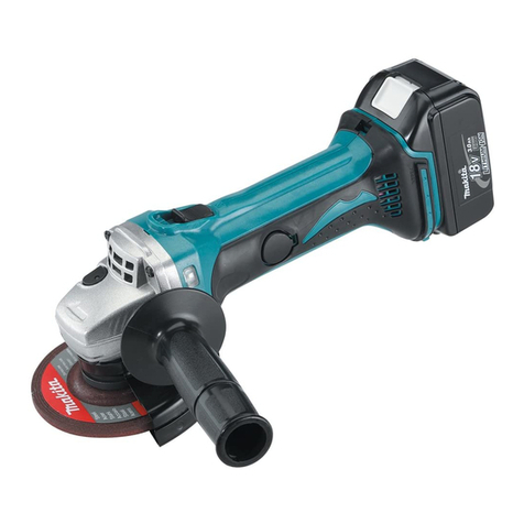 Makita BGA452 User manual