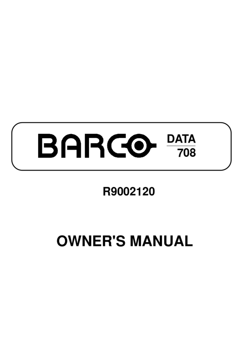 Barco R9002120 User manual